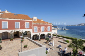 12 CENTRO - Trilocale vista mare sul Faro di Porto Faro